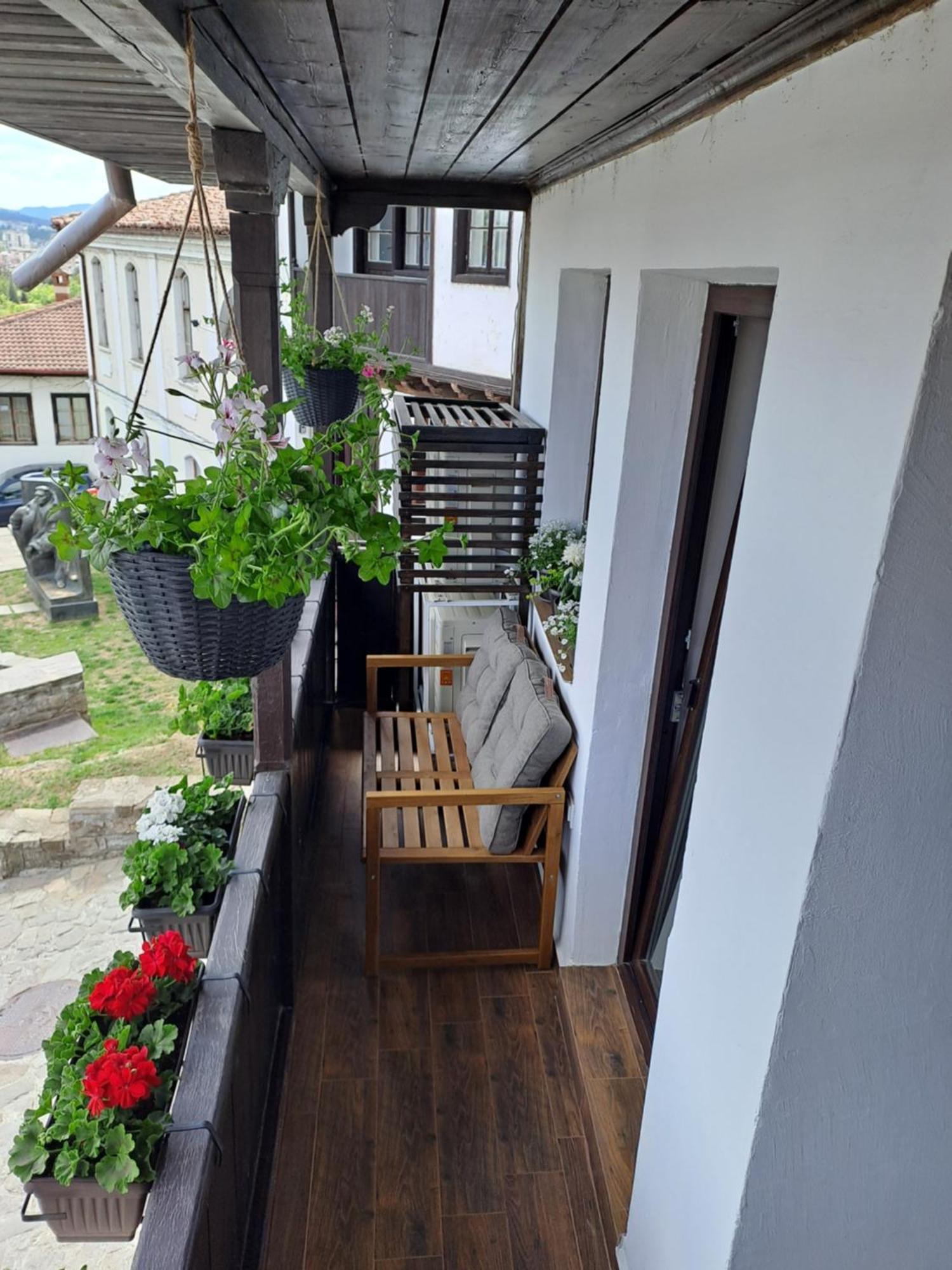 Guest House Lazara Veliko Tŭrnovo Eksteriør bilde
